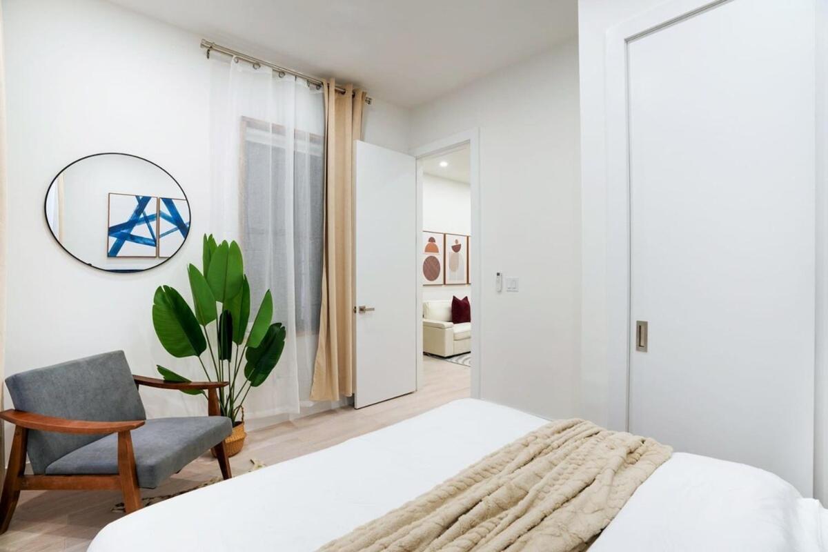 317-1d New 2br Duplex Wd Private Backyard Nova York